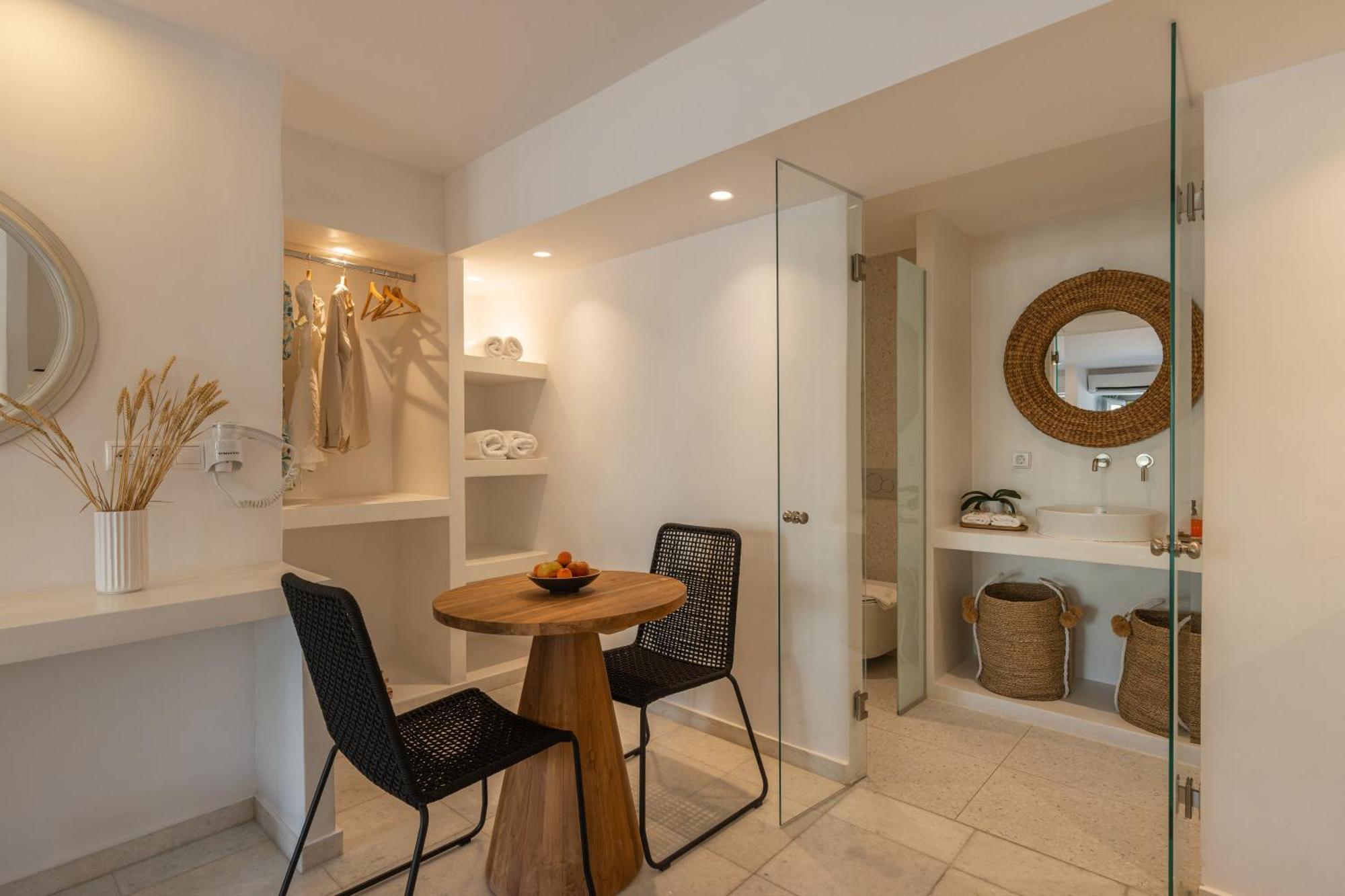 Perivoli Rooms Páros Habitación foto